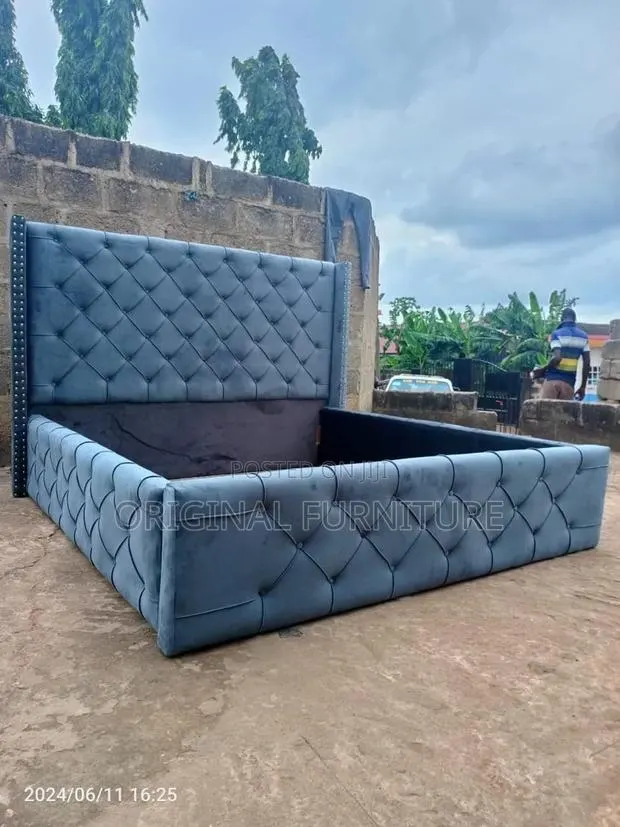 King Size Bed Frame · Photo 1