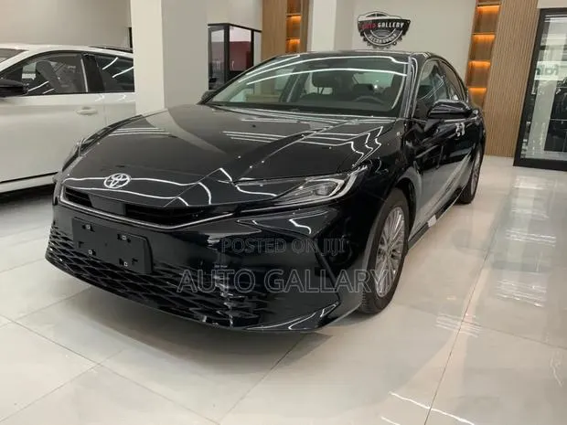 New Toyota Camry XSE 2025 Black · Photo 1