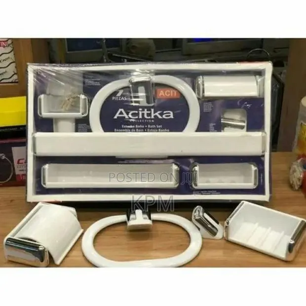 7 in 1 Bathroom Accessories Set · Photo 1