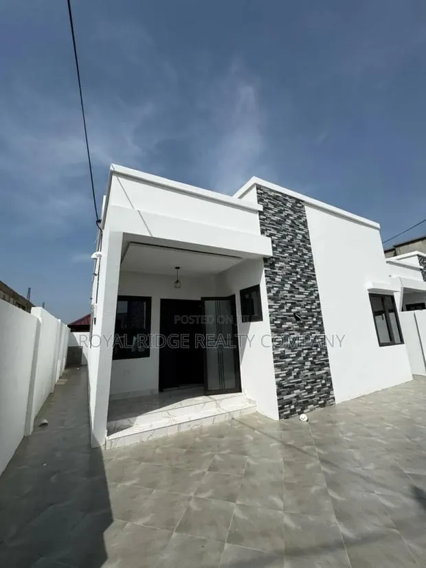 3bdrm House in Spintex Lashibi, Tema Metropolitan for sale · Photo 1