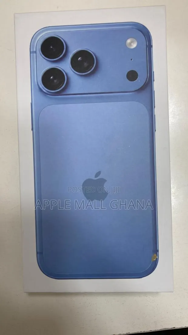 New Apple iPhone 18 Pro 256 GB Blue · Photo 1