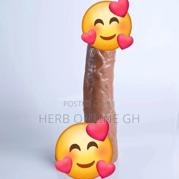 Realistic Dildo No Vibration · Photo 1