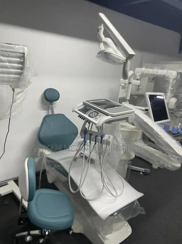 Runyes Complete Dental Unit · Photo 1