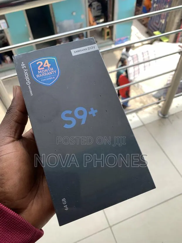 New Samsung Galaxy S9 Plus 64 GB Black · Photo 1