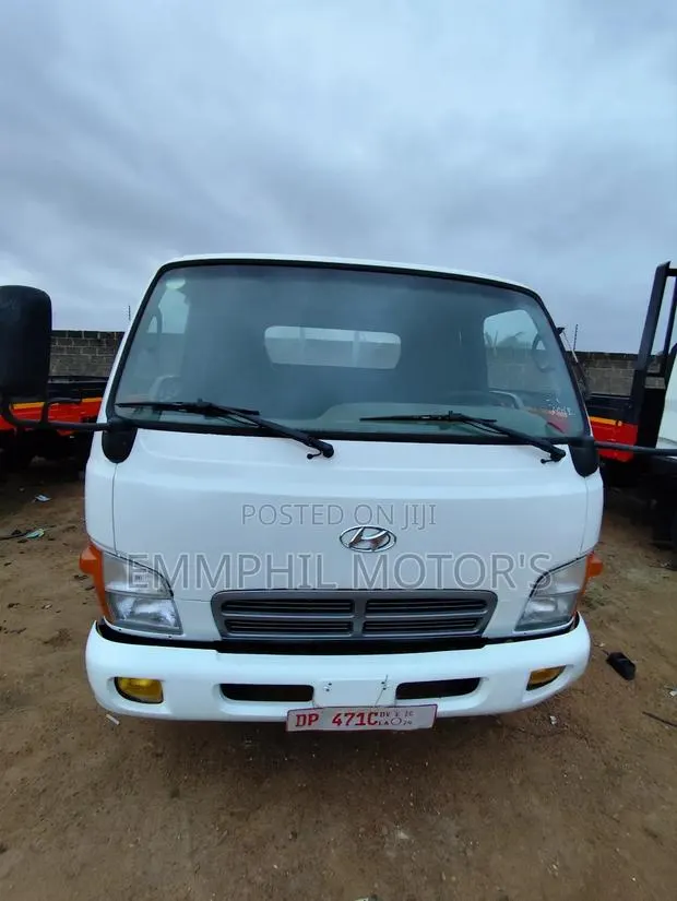Hyundai Mighty 2. Manual Engine. No Fault. New Arrivals. · Photo 1