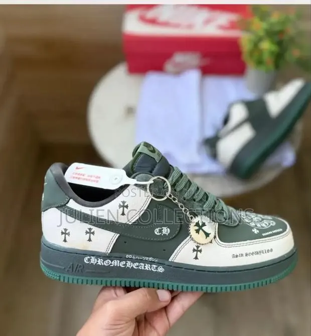 Nike Air Chrome Heart · Photo 1