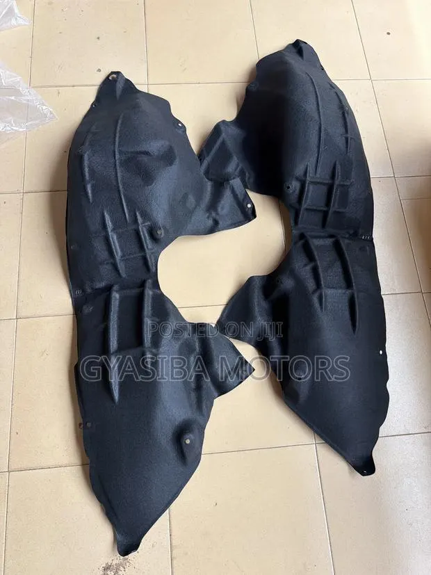 CRV 2017 - 2022 Back Fender Liner Woolen · Photo 1