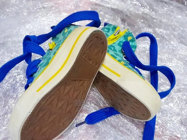Comfortable Shoes for Children · Photo 1