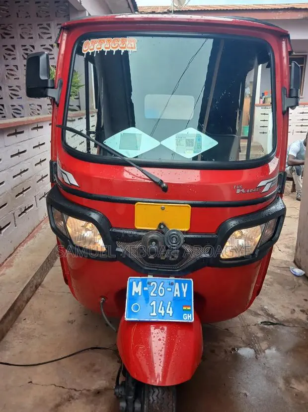 TVS King Deluxe Plus iTouch Start 2025 Red · Photo 1