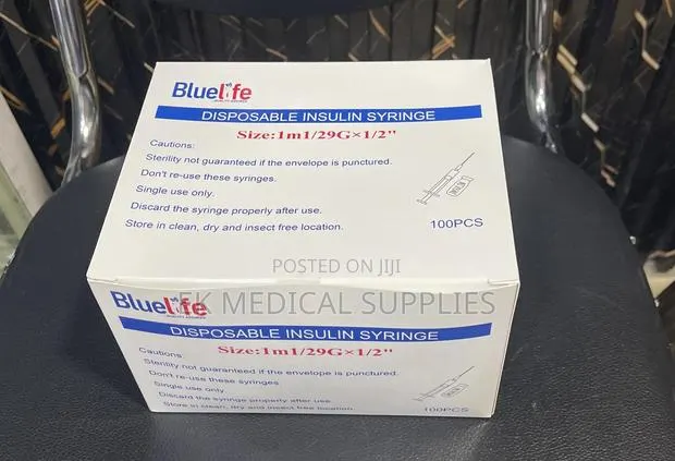 Disposable Insulin Syringe · Photo 1