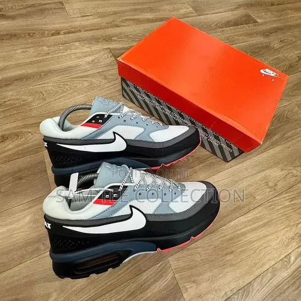 Nike Air Max BW Clerks Pack. Original, Comfortable, Stylish · Photo 1