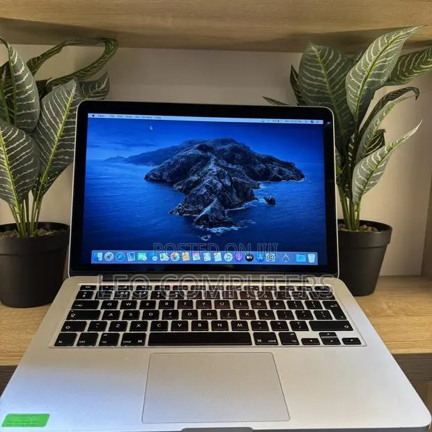 Laptop Apple MacBook Pro 2015 8GB Intel Core i5 SSD 512GB · Photo 1