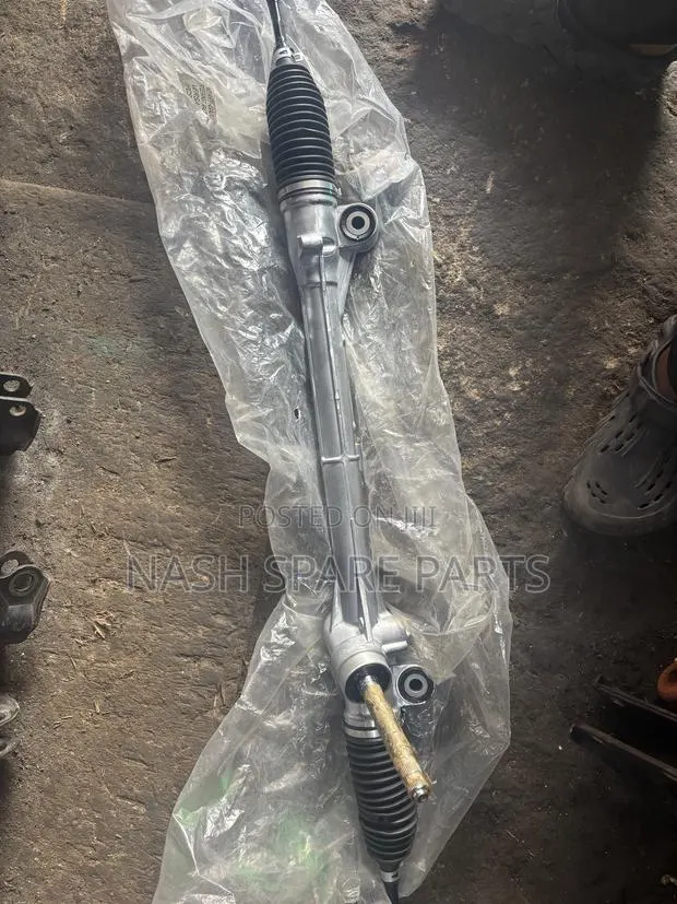 Nissan Versa 2012 - 2019 Steering Rack · Photo 1