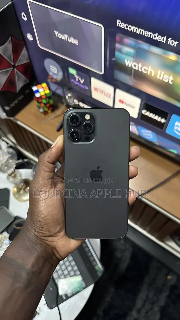 Apple iPhone 12 Pro Max 256 GB Black · Photo 1
