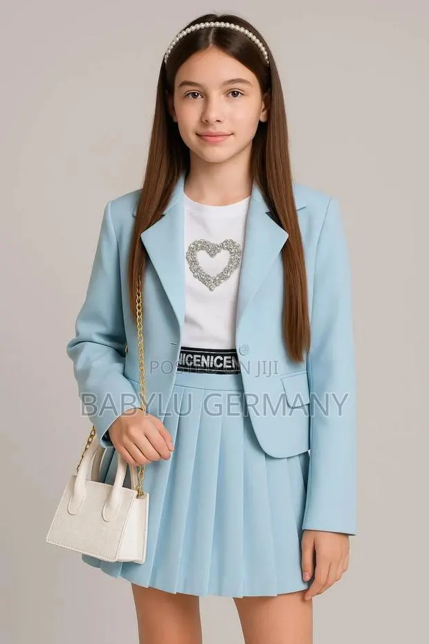 Sea Blue 5 Piece Suit Set · Photo 1