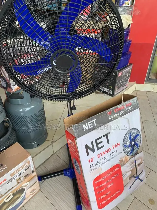 18" Stand Fan · Photo 1