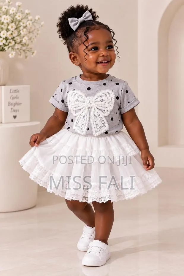 Little Miss Bow Set. 12-18Months · Photo 1