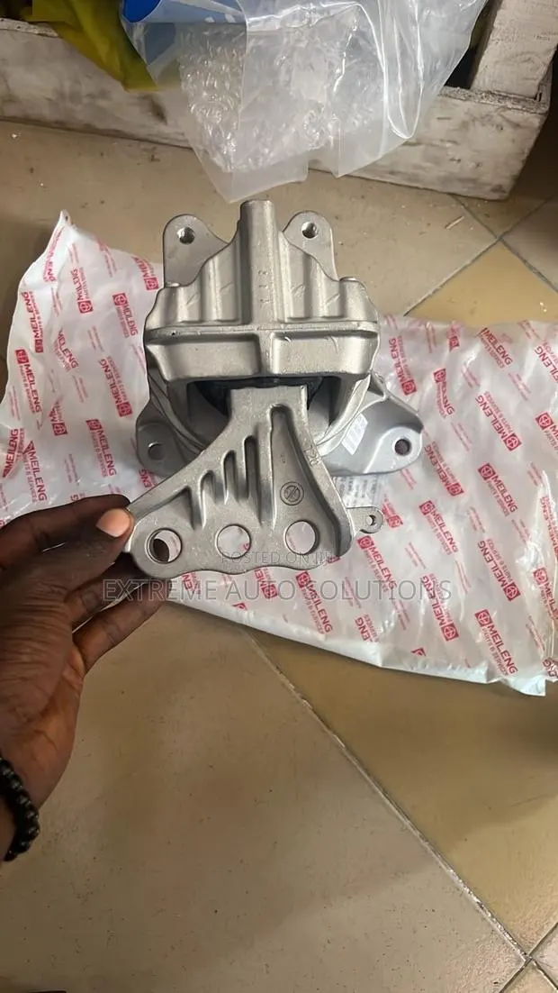 Honda Civic 2022 2023 2024 2025 Engine Seat - · Photo 1
