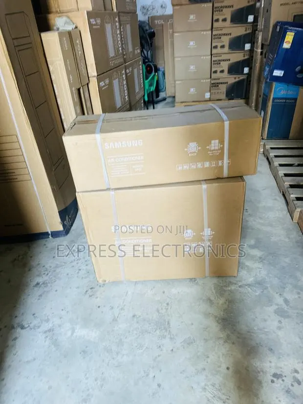 Quality Sleek Inverter White Samsung 1.5hp Air Conditioner · Photo 1