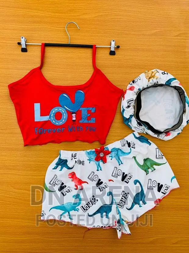 Ladies 3 in 1 Lounge Wear · Photo 1