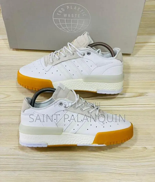 Adidas Sneaker · Photo 1