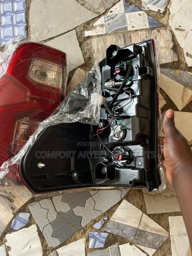 Hilux 2023 Tail Light · Photo 1