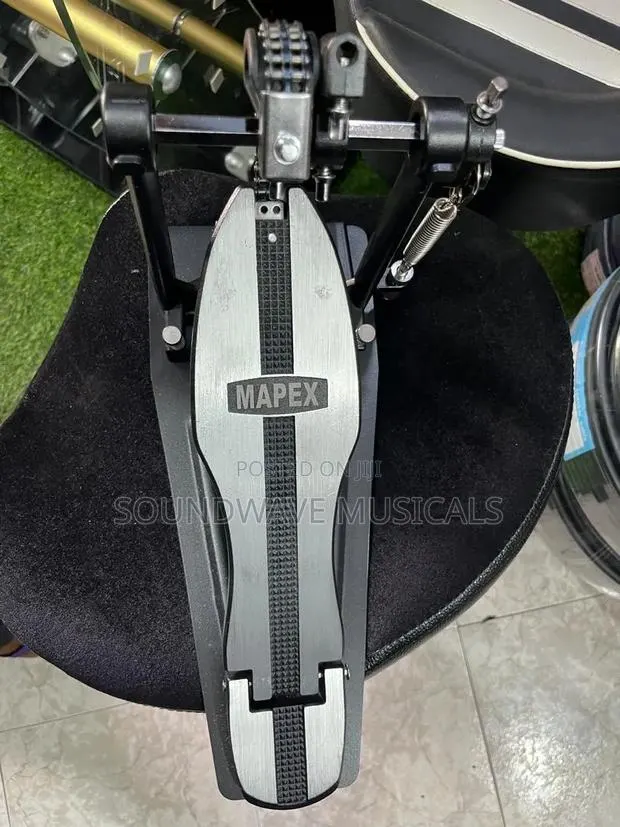 MAPEX Drums Pedal Available · Photo 1