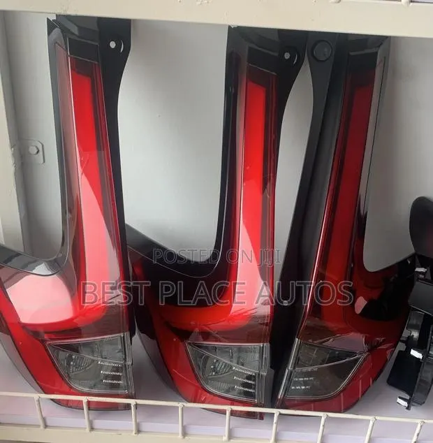Honda CRV 2023 2024 2025 Taillight Normal · Photo 1