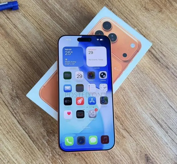 Apple iPhone 17 Pro Max 512 GB Orange · Photo 1