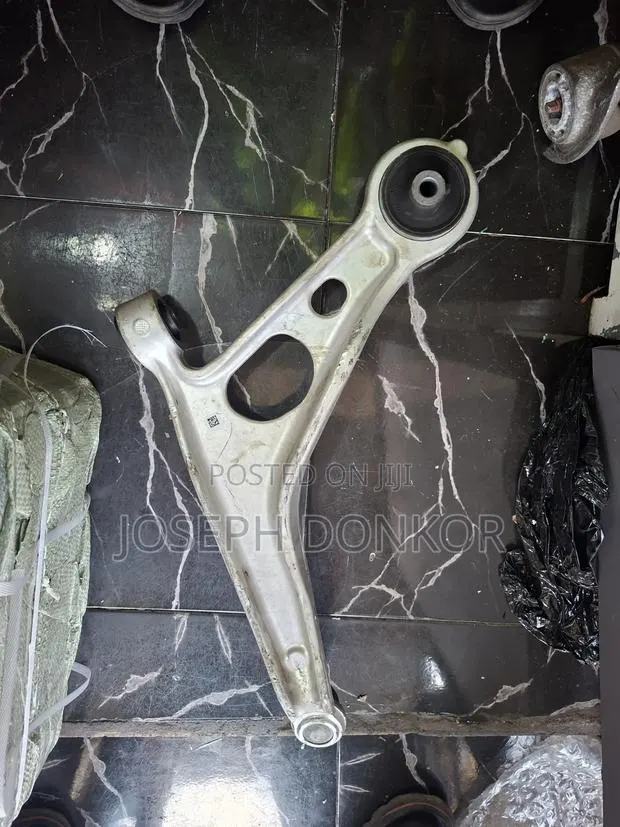 Outlander Lower Arm 2022,2023,2024,2025,2026 · Photo 1