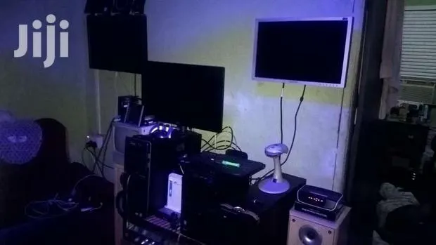 CCTV CAMERA INSTALLATION AND IT ACCESSORIES · Photo 1