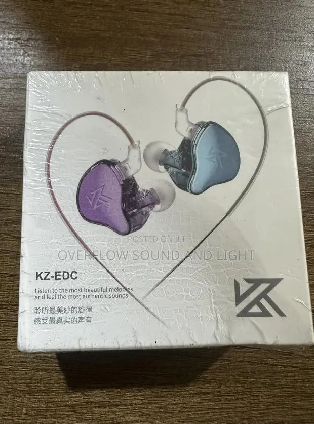 Kz Edc in Earphone · Photo 1
