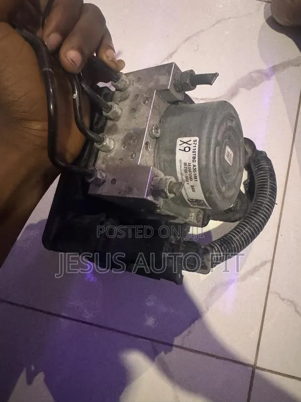 2019-2021 Honda Civic Anti-Lock Brake System Abs Module 57110TBGA351M1 · Photo 1