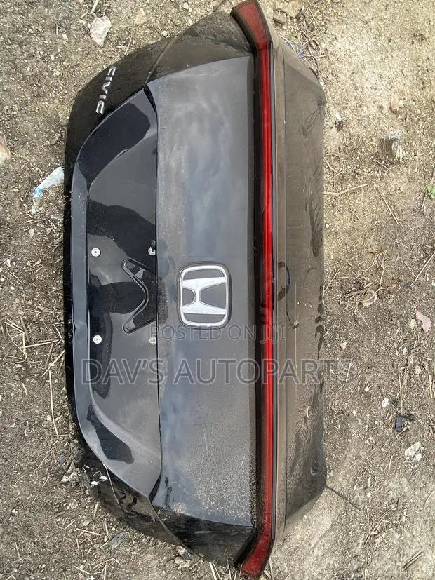 Honda Civic 2016-21 Home Used Boot · Photo 1