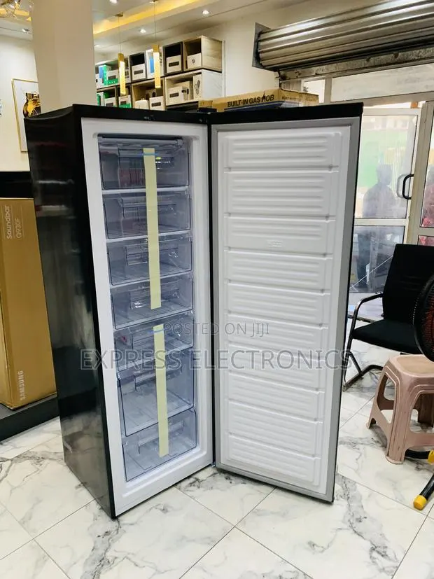 Self Clean Single Door Upright Pearl Pf-370 · Photo 1
