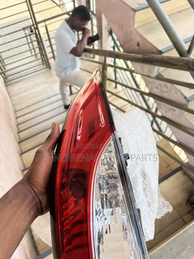 Toyota Corolla 2020 Tail Light One Side · Photo 1