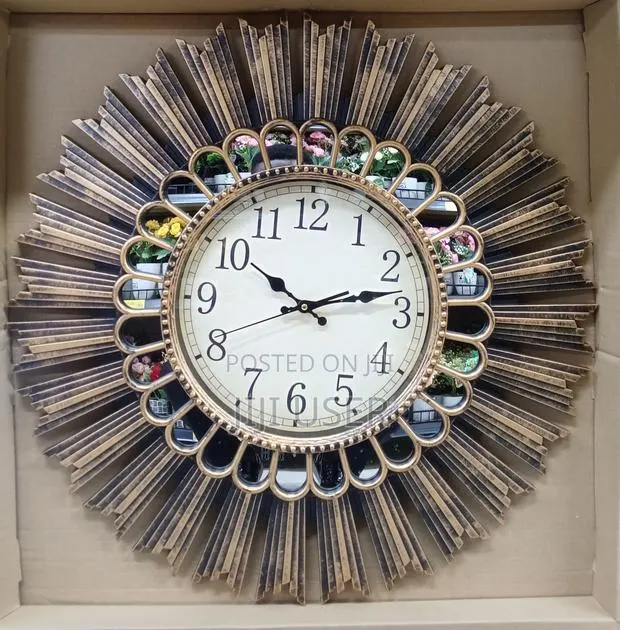 Wall Clock · Photo 1