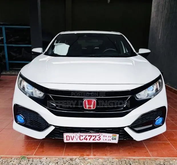 Honda Civic Si 4dr Sedan (1.5L 4cyl) 2017 White · Photo 1