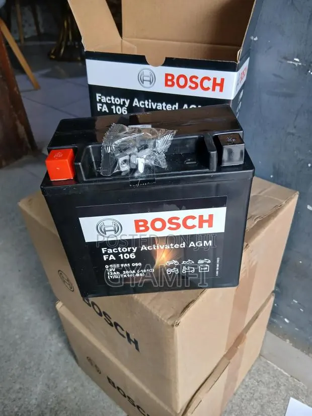 Auxiliary Battery · Photo 1