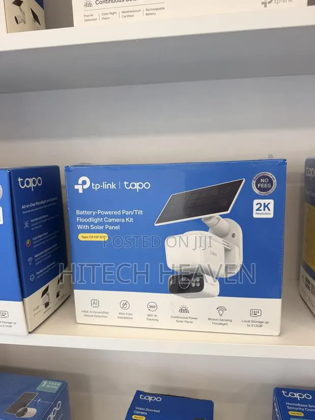 Tapo 2K Outdoor Pan/Tilt Wireless Floodlight Security Camera · Photo 1