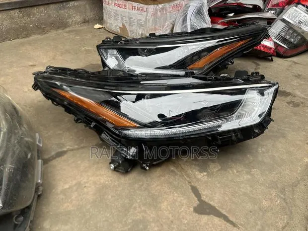 Toyota Highlander 2020-23 Headlight LED · Photo 1