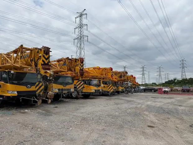Foreign Used Cranes Available · Photo 1