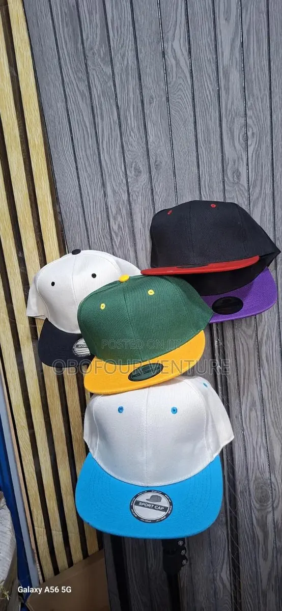 New Plain Flat Peak Retro Snapback Hat Cap. · Photo 1