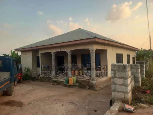 3bdrm House in Ejisu Asotwe for sale · Photo 1