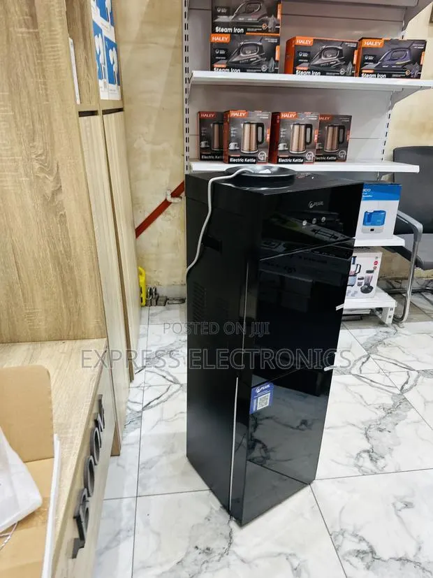 Hot Deals on Pearl PWD-4015 Water Dispenser · Photo 1