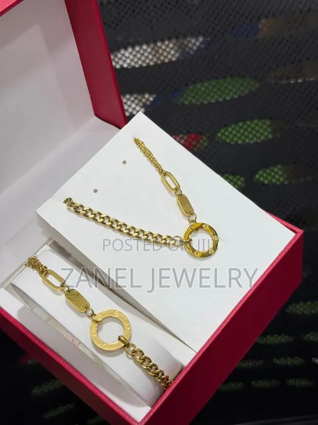 2 in 1 Necklace and Bracelet · Photo 1