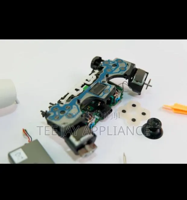 Ps5 Gamepad / Controller Repairs Services · Photo 1