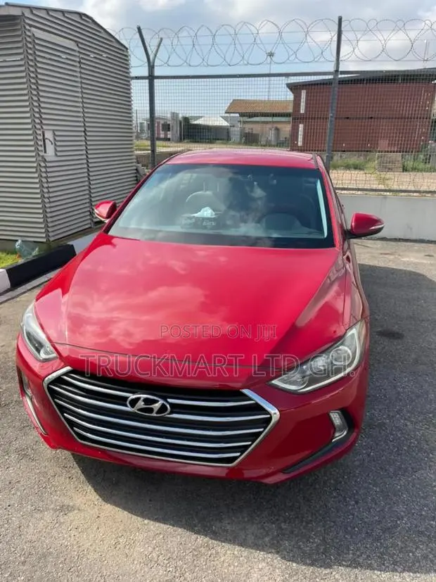 Hyundai Elantra SE Sedan FWD (2.0L 4cyl 6M) 2017 Red · Photo 1
