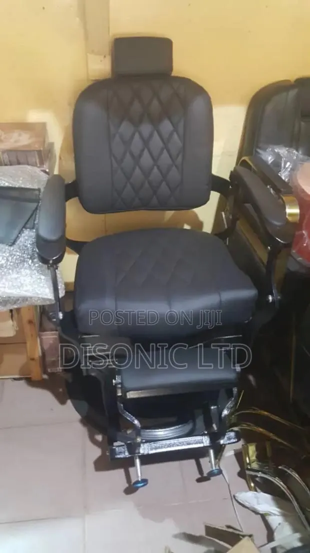 Executive Barbering Chairs · Photo 1