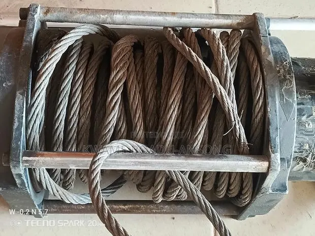Hoist for Sale · Photo 1